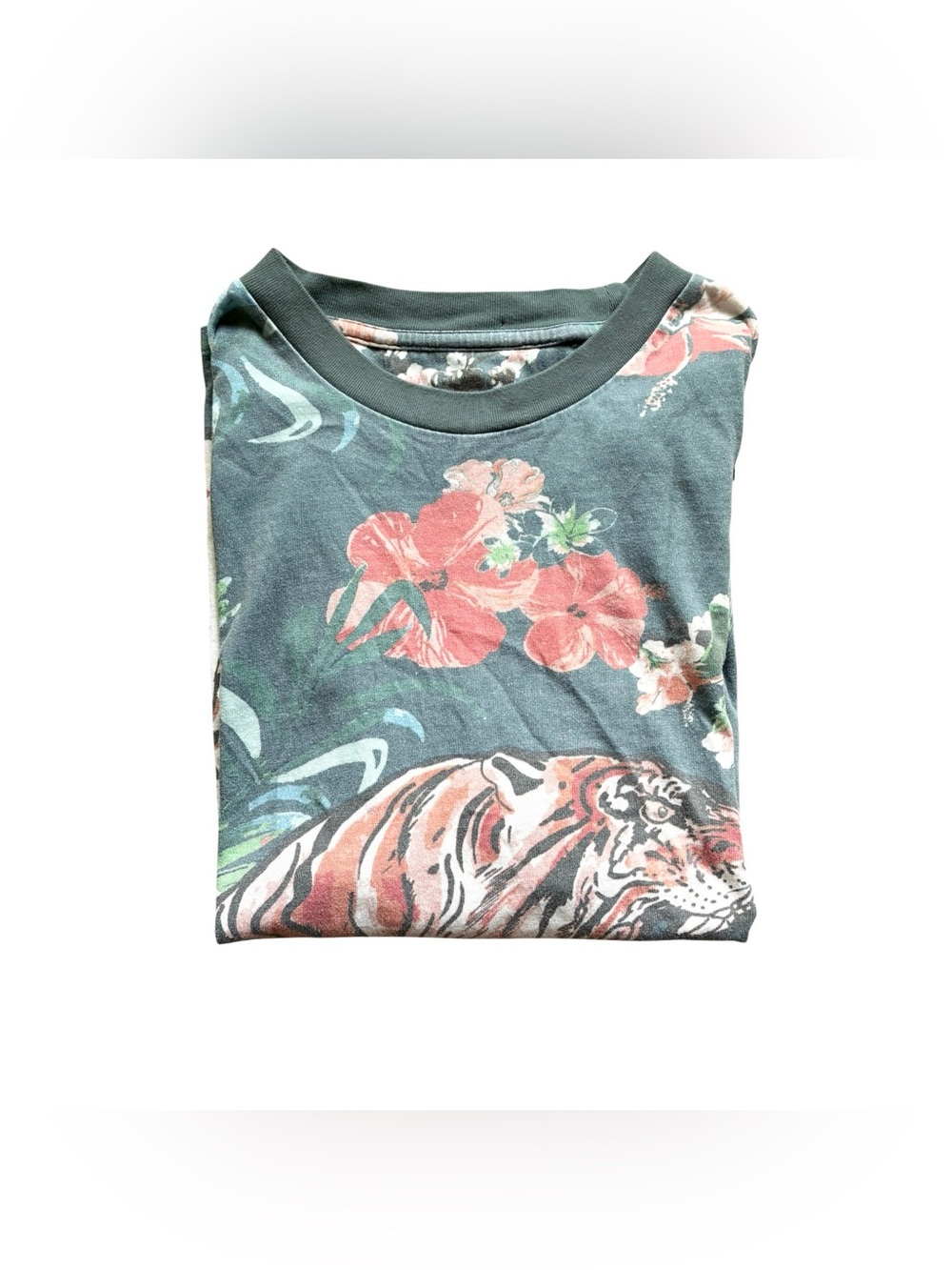 🐯Guess Los Angeles Tropical Tiger & Peacock Graphic T-Shirt - Picture 5 of 8
